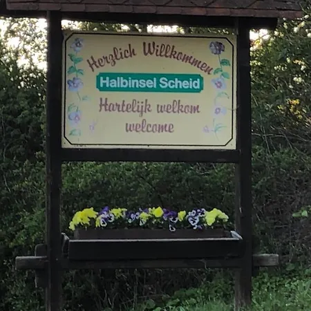 度假居 Lili's Auf Der Halbinsel Scheid 瓦尔德克